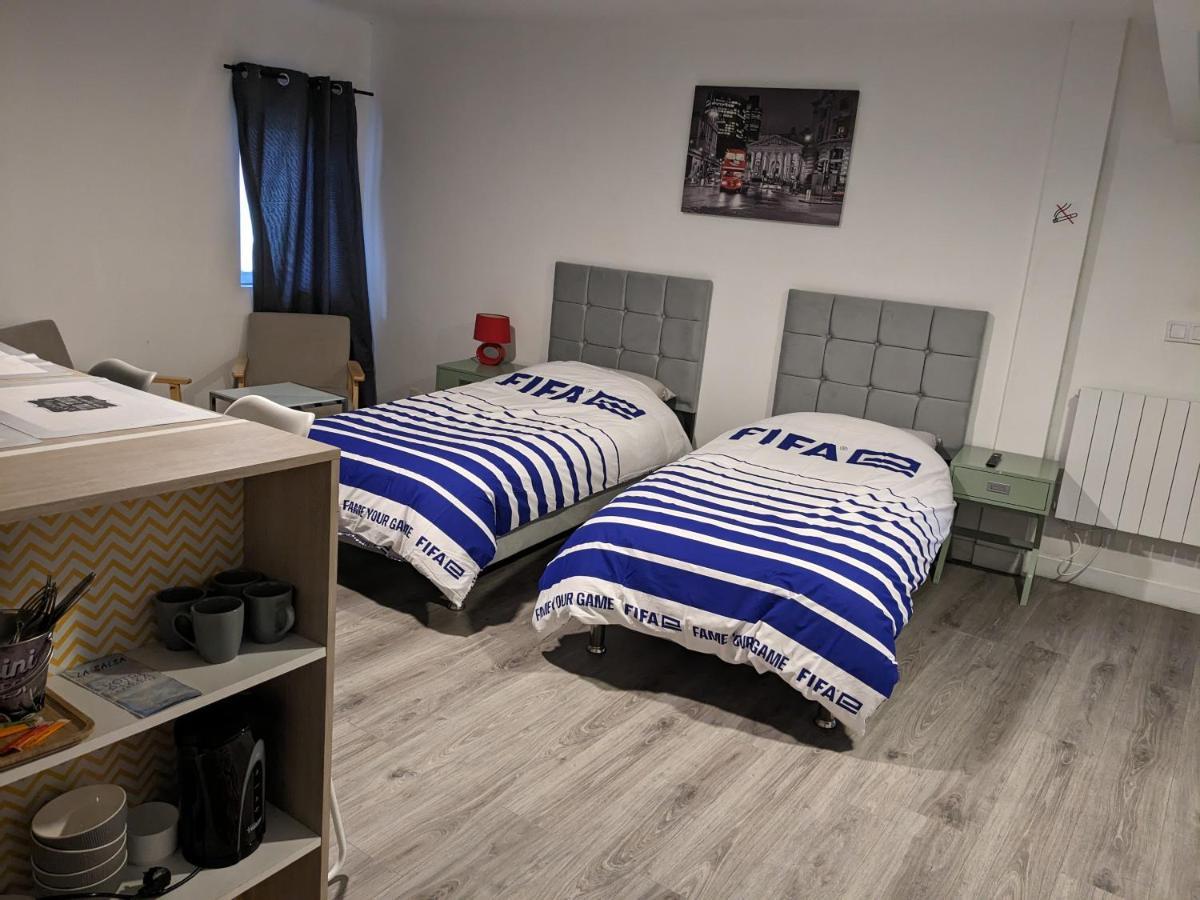 Bed and Breakfast À 7 minutes de l'aéroport Charles De Gaulle à Thieux  Extérieur photo